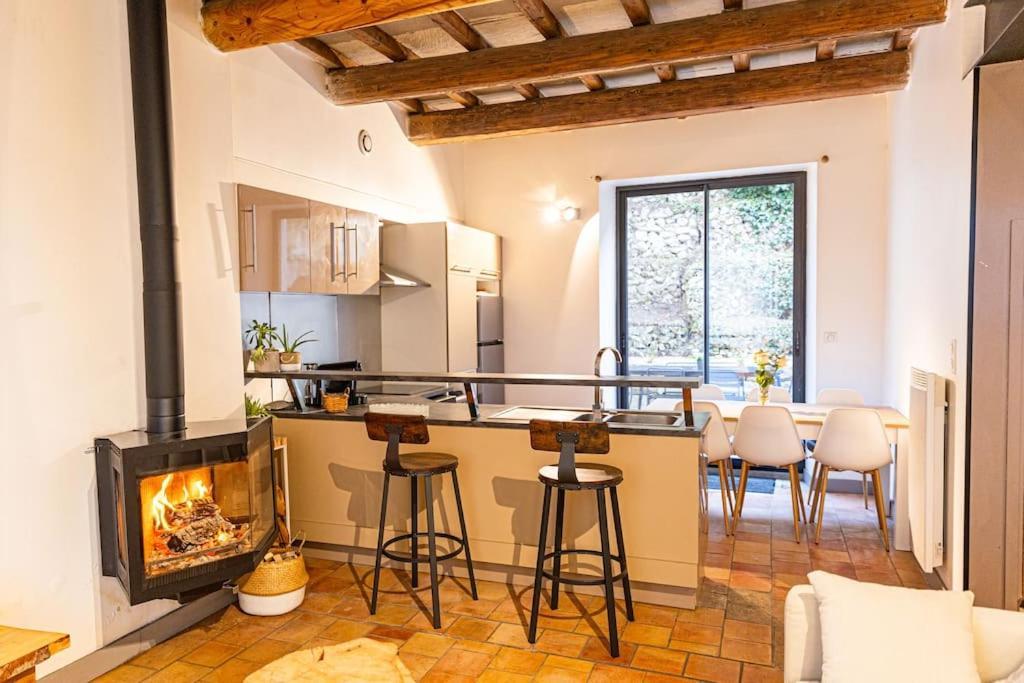Maison De Village Barbentane Avec Spa المظهر الخارجي الصورة